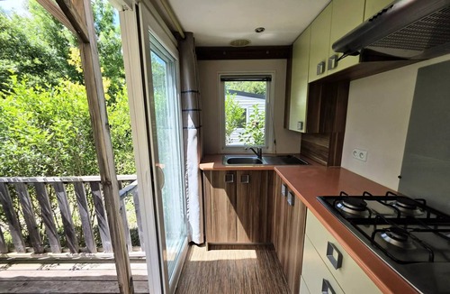 Garde-Colombe House | Classic 4-room Mobile Home for 6–7 People
