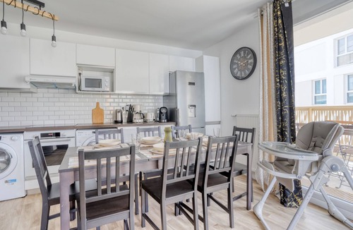 Sevran Apartment | Classic* Paris, DisneyLand, Villepinte Expo, CDG