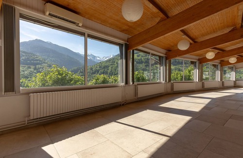 Arvillard Villa | "Clos Du Oui" with Pool, Shared Terrace & Garden – Rate for 50 Guests