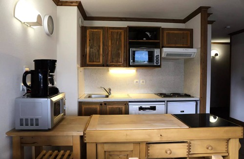 Aussois Apartment | CLOS09 Spacious apartment for 6 people with a beautiful mountain view