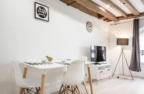 Bonne-Nouvelle Apartment | CMG Montorgueil IV