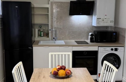 Quartier Chorier-Berriat Apartment | Cocon Lumineux Neuf 3 Chambres Fibre Balcon