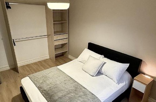 Quartier Chorier-Berriat Apartment | Cocon Lumineux Neuf 3 Chambres Fibre Balcon