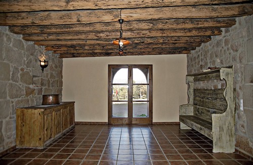 Sagas Cottage | Come and live a unique experience in the middle of nature in La Sala de Biure.