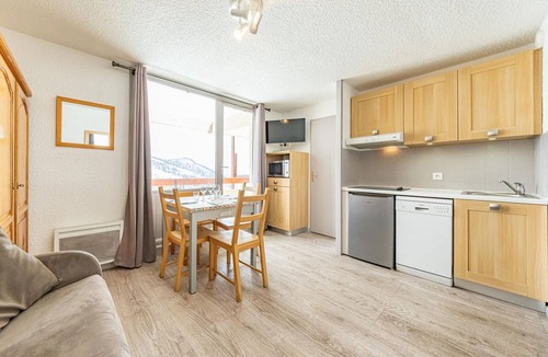 Montgellafrey Apartment | Comfortable studio 6 pax with kitchenette