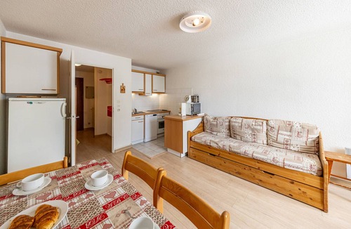 Montgellafrey Apartment | Comfort studio for 4, slopeside, south-facing balcony