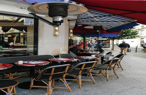 18th Arrondissement Apartment | Comfort for 2P with A/C - Near Montmartre