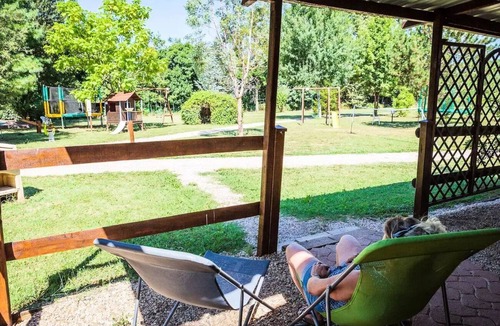 Brens Ski Chalet | COMFORT LOFT CHALET - 1 large room - AC - TV - BBQ - Housekeeping* - 35 m² + 14 m² covered terrace - Sleeps 4