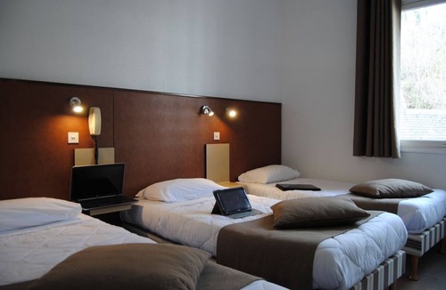 Lourdes Hotel | Comfortable Stay Rooms & Convenient Parking