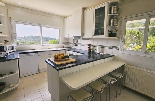 L'Escala Villa | Comfortable villa in Punta Montgó with spectacular views, pool and garden