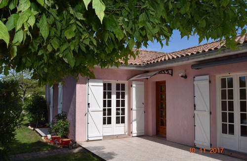 Civrac-en-Medoc House | Confortable Maison Entre Campagne ET Ocean
