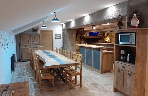 Arreau House | Converted barn - Lookout overlooking the valleys and mountains