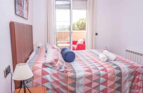 Castell-Platja d'Aro Ski Chalet | COSTA BRAVA SUITES CASA LA BAHIA, piscina privada