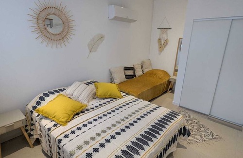 Ruoms Apartment | Cosy 2/4-person apartment with pool in the center of Ruoms