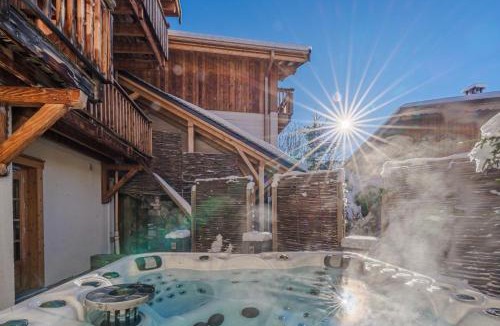 Saint-Marcel Ski Chalet | Cosy 4 bedroom chalet with hot tub (Chalet Velours)