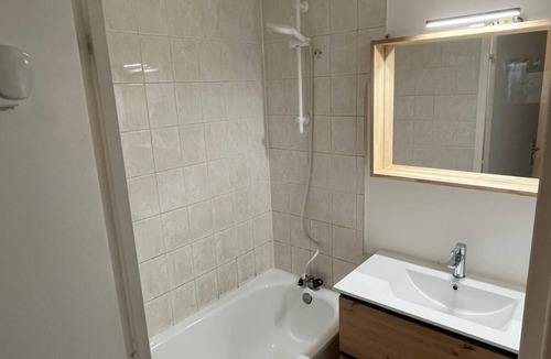 Mont-de-Lans Apartment | Cosy apartment 4-6p 1800 near lift and slope