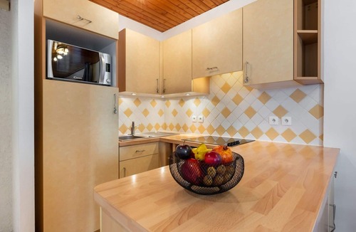 Tignes Apartment | Cosy apartment for 7 guests with WIFI, TV and balcony