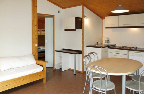 Beynat House | Cosy apartment in villa for 4 guests with pool, WIFI, TV, terrace and pets allowed