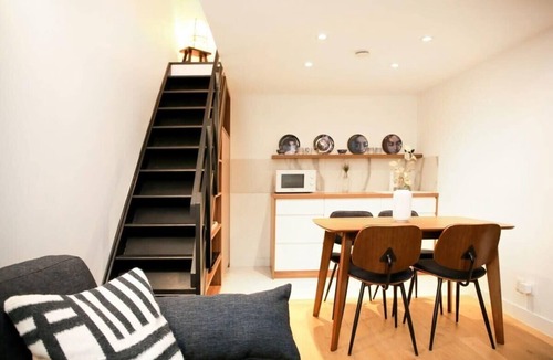 Strasbourg -Saint-Denis Apartment | Cosy Appartement Studio Moderne Mezzanine - 4P