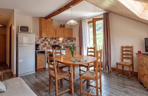 Montclar Apartment | Cosy appartemtent with nice view on garden and mountain, very quiet