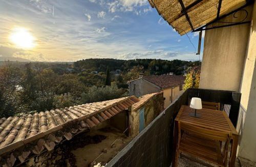 Fuveau Apartment | Cosy cottage by Alice Maison de village provençal