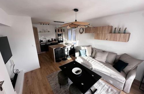 Fuveau Apartment | Cosy Cottage by Alice Village Provençal Sunshine