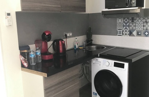 La Madeleine Apartment | Cosy little studio apartment Magnan