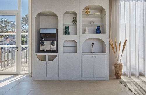 Giens Apartment | Cosy studio à 650m de la plage + accès piscine