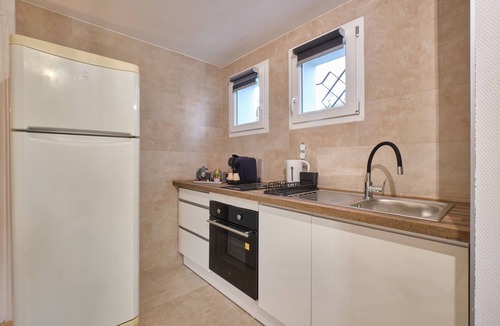 Eybens Apartment | Cosy Studio in Grenoble, Renovated and Comfortable