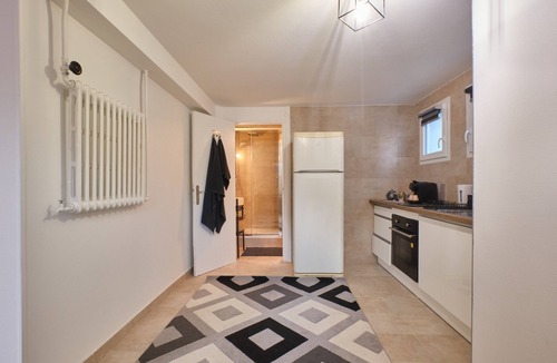 Eybens Apartment | Cosy Studio in Grenoble, Renovated and Comfortable