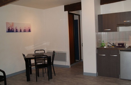 Ax-les-Thermes Apartment | Cosy studio in the center of Ax les Thermes, ideal for spa treatments and skiing