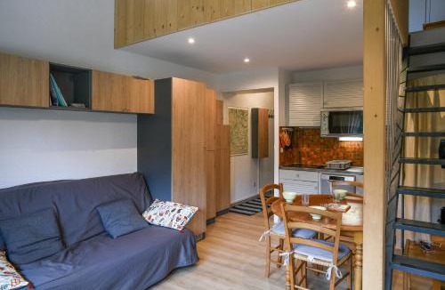 Allevard Apartment | Cosy Studio Mezzanine