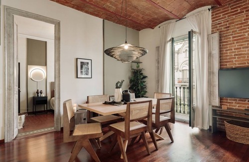 L'Antiga Esquerra de l'Eixample Apartment | Cotoca - 3 bedrooms and balcony in Eixample Dreta