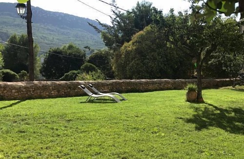 Vilaverd Cottage | Cottage with fireplace Ca l'Esquelleta with a capacity of 1 to 8 people