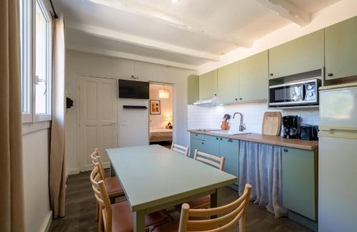 La Roque-sur-Pernes House | Cottage with garden in a quiet setting n8