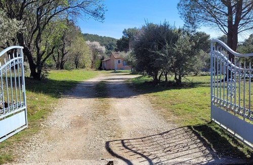 Lauris House | Country house at the foot of the Luberon