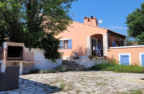 Lauris House | Country house at the foot of the Luberon