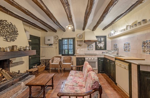 Serra de Alms House | Country House 'Can Pere Martí' with Private Pool, Private Terrace and Wi-Fi