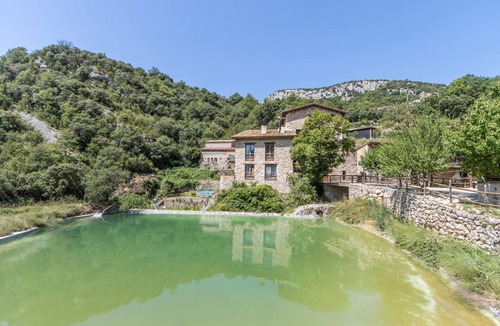 Oden Villa | Country House 'Moli' with Lake Views, Wi-Fi and Air Conditioning