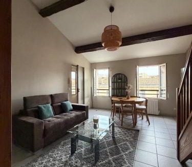 Bastide Apartment | Cozy 1-bedroom apartment 2 minutes from Stalingrad Private parking