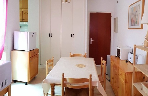 Argeles Plage Apartment | Cozy 2-Bedroom Apartment with Terrace & Parking, 200m from Beach - Argelès-sur-Mer