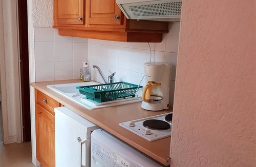 Argeles Plage Apartment | Cozy 2-Bedroom Apartment with Terrace & Parking, 200m from Beach - Argelès-sur-Mer
