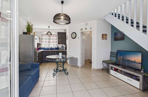 Le Grau-dʼAgde House | Cozy 3-Bedroom Villa with AC, Terrace & Garage - 450m from Beach
