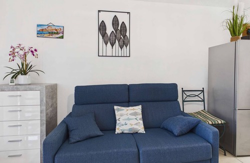 Le Grau-dʼAgde House | Cozy 3-Bedroom Villa with AC, Terrace & Garage - 450m from Beach