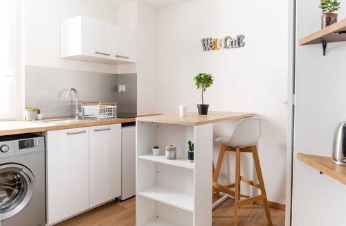 Charmettes - Bellecombe Apartment | Cozy and Elegant Studio – Bellecombe District, Lyon 6th