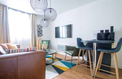 Dinan - Saint-Malo Apartment | Cozy apartment home convent of Jacobins