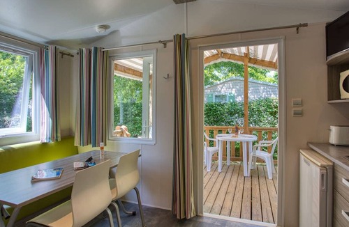 Grolejac House | Cozy mobile home with terrace in Groléjac