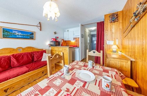 Saint-Francois-Longchamp Apartment | Cozy studio for 4 with balcony and TV in Saint-François-Longchamp