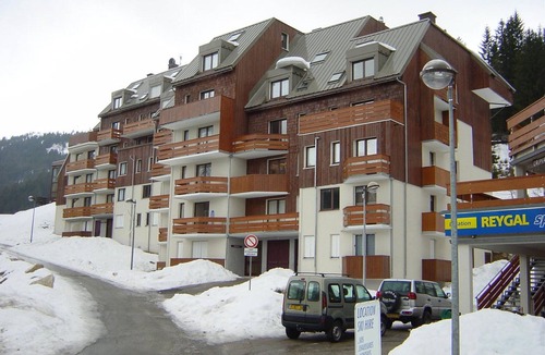 Le Pleynet Apartment | Cozy studio 18m² at the foot of the slopes for 3 pers.