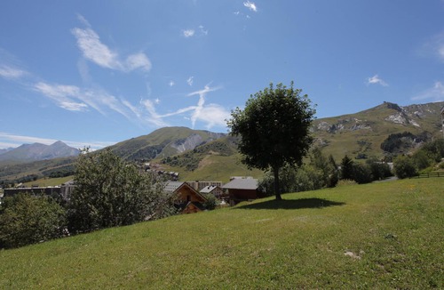 La Toussuire Apartment | Cozy studio 4 pers., ski-in/ski-out La Toussuire